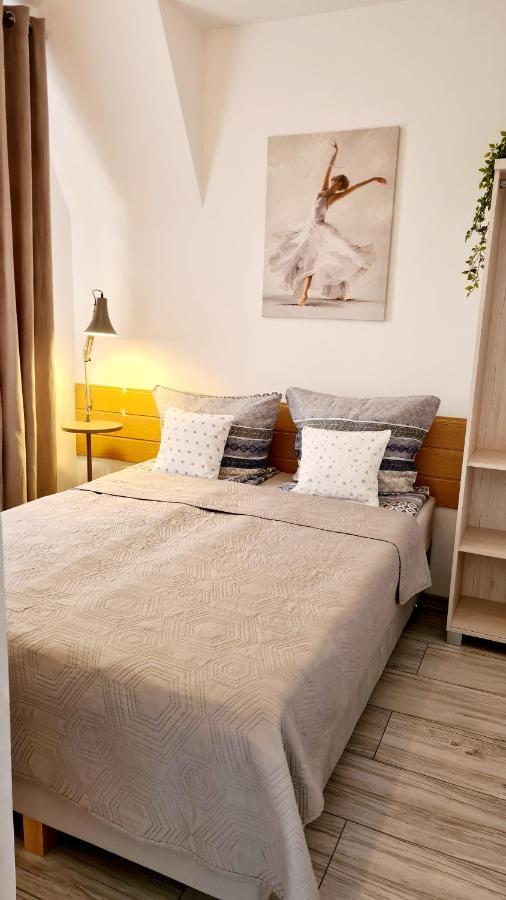 Apartament Z Garazem W Kolobrzegu Apartment Ngoại thất bức ảnh