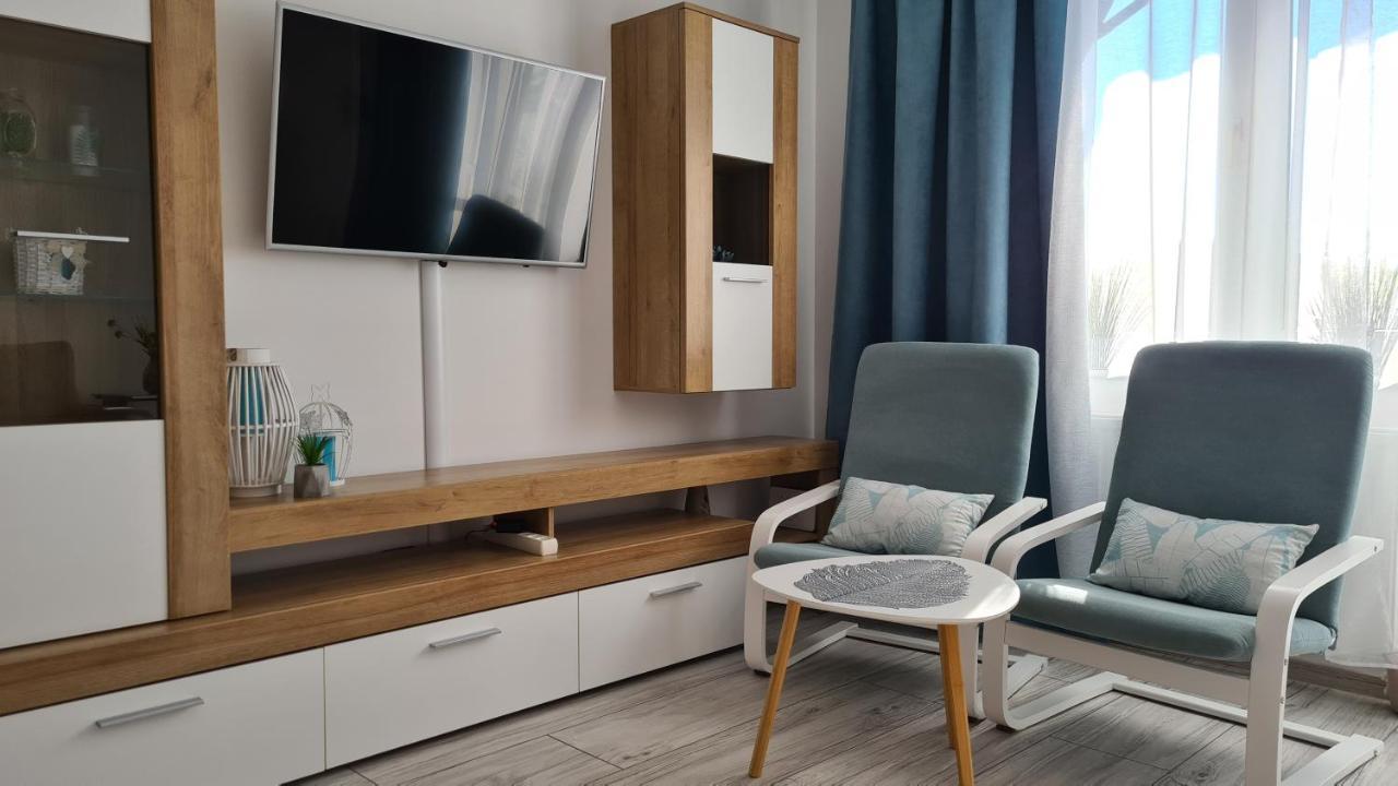 Apartament Z Garazem W Kolobrzegu Apartment Ngoại thất bức ảnh